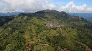 Ejército y Policía adelantan operativo contra el Clan del Golfo en el Oriente antioqueño