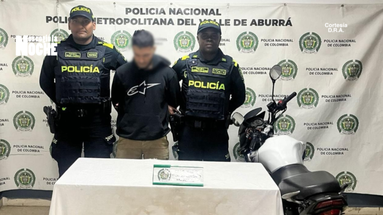 Cayó en Laureles con moto “gemeliada”, papeles falsos y orden de captura vigente