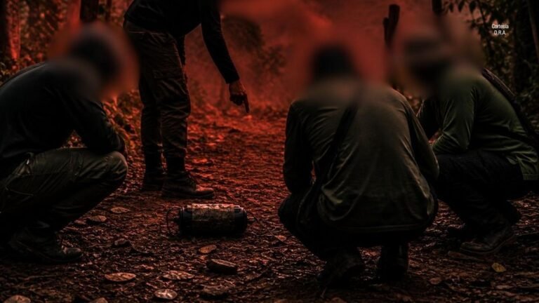 Jóvenes encontraron un artefacto explosivo y al manipularlo detonó, dejando un muerto y tres heridos en Antioquia