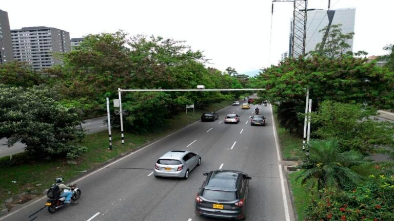 “En Medellín no habrá cámaras trampa”: Fico descarta reducir límites de velocidad por fotomultas
