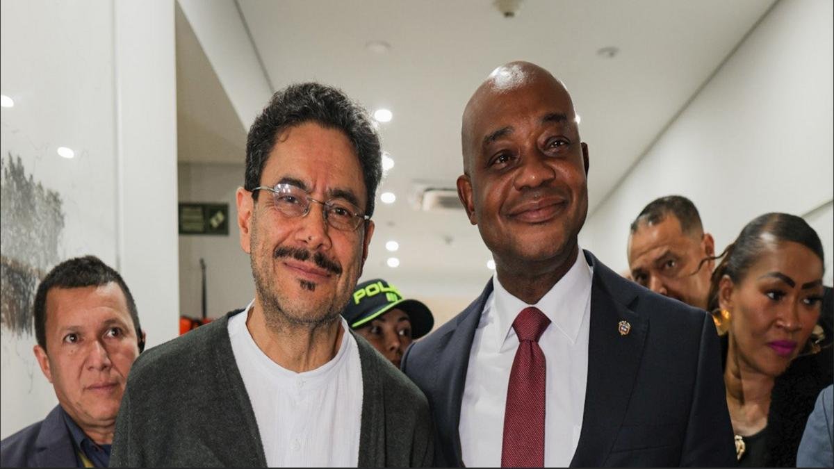 Es oficial. Murillo se baja de su candidatura