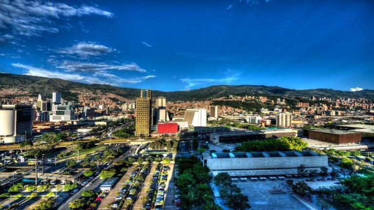 Medellín, en la mira del mundo: Foro Económico Mundial destaca su apuesta social