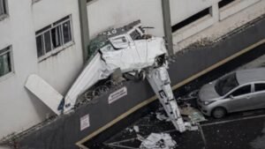 Avioneta se estrella contra edificio en Brasil: dos muertos y varios heridos