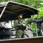 Antioquia refuerza la seguridad en el Bajo Cauca con la entrega de 6 botes al Ejército