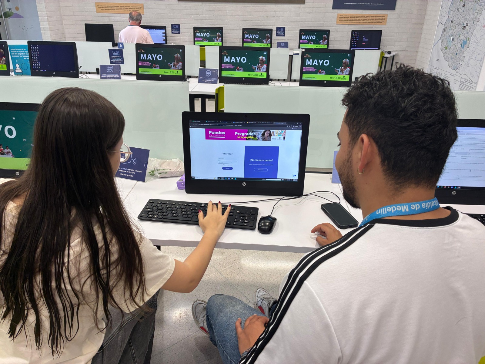 Sapiencia habilitó 142 puntos de atención para orientar postulaciones a becas y créditos de educación superior