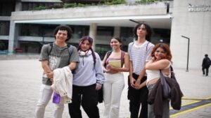 Medellín abre 1.300 becas para educación superior: Federico Gutiérrez anuncia millonaria inversión