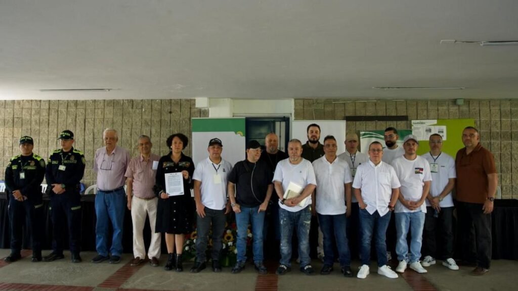 Reanudan diálogos de paz urbana en Itagüí y desatan choque entre el Gobierno y mandatarios de Antioquia