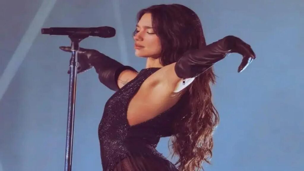 Dua Lipa demanda a Samsung por usar su imagen sin permiso: reclama hasta 15 millones de dólares