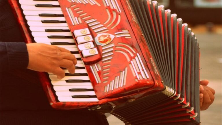 Valledupar coronó nuevo Rey Vallenato en una edición histórica del festival