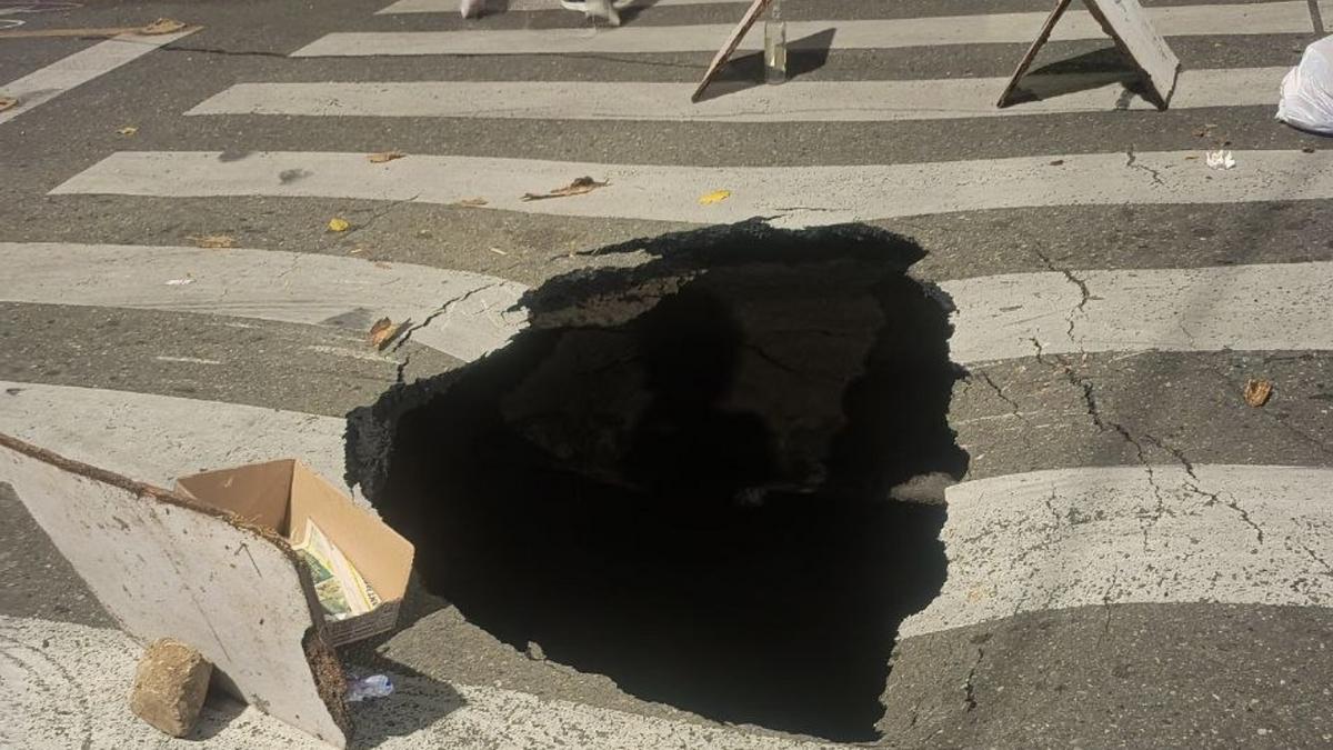 Emergencia en el centro de Medellín: cierre vial por socavación