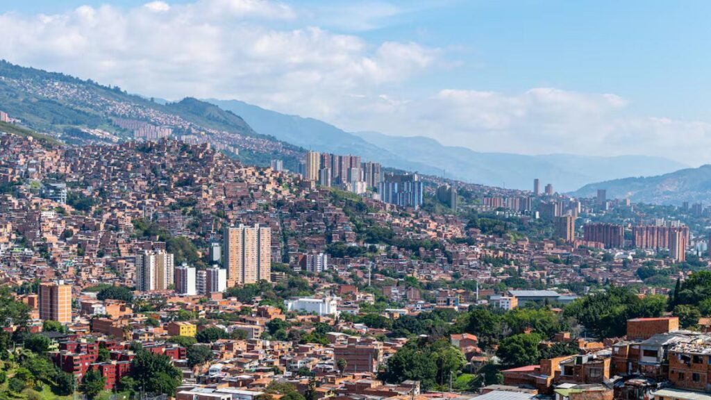 Cifras del Dane: fuerte caída en la vivienda nueva mientras los precios siguen subiendo en Colombia