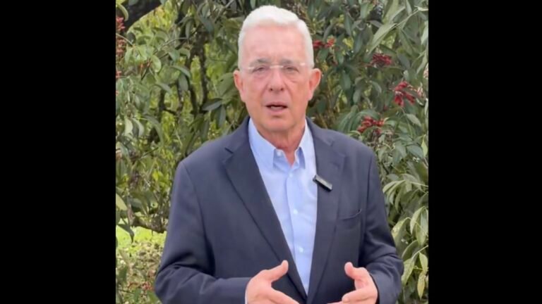 ¿Qué le dijo Santiago Uribe a Álvaro Uribe Vélez, a propósito de su condena?