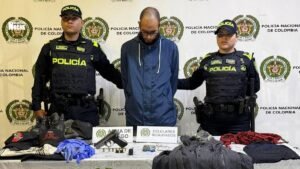 Capturaron a un hombre que le disparó a la policía en las manifestaciones terroristas en la Universidad de Antioquia