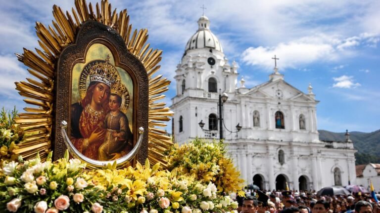 Colombia tendrá un nuevo festivo nacional: Gobierno oficializa el Día de la Virgen de Chiquinquirá