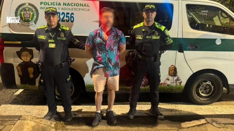 Autoridades rescatan a tres adolescentes y capturan a extranjero en operativo en Medellín
