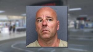 Capturan en Estados Unidos a extranjero señalado de viajar a Medellín para presunta explotación sexual de menores