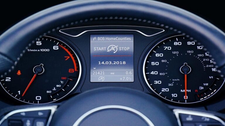 ¿Qué significan las luces del tablero de su carro? Estas son las que nunca debería ignorar