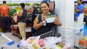 Más de 16.000 hogares de Medellín recibirán el Bono Alimentario 2026 para comprar alimentos de la canasta básica