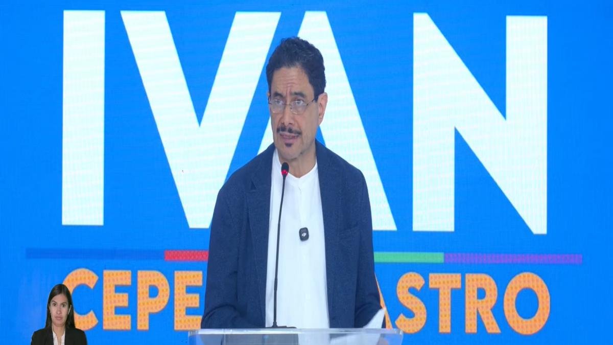 “¿Ese es el ejemplo de demócrata que tocaba valorar por su ponderación y trayectoria?” El reclamo que le hacen a Iván Cepeda