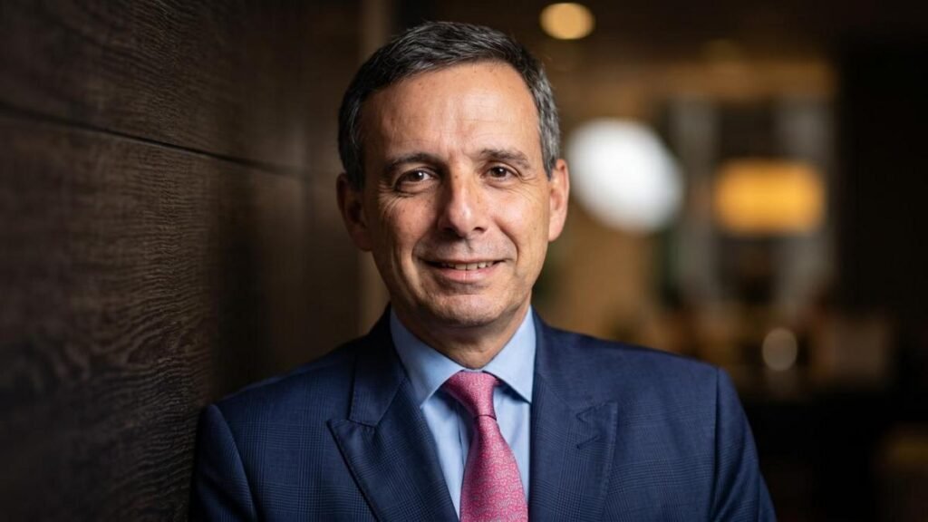 Designación de Miguel Gómez como ministro de Hacienda recibe respaldo de dirigentes políticos y gremios económicos