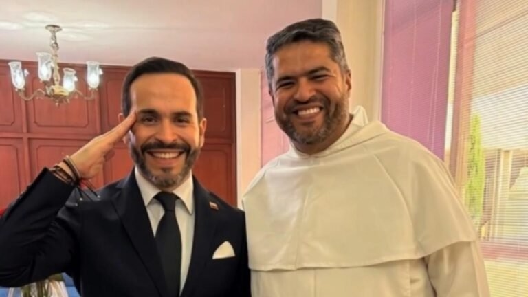 De la Espriella anuncia al fraile Ricardo Torres Castro como nuevo director del SENA