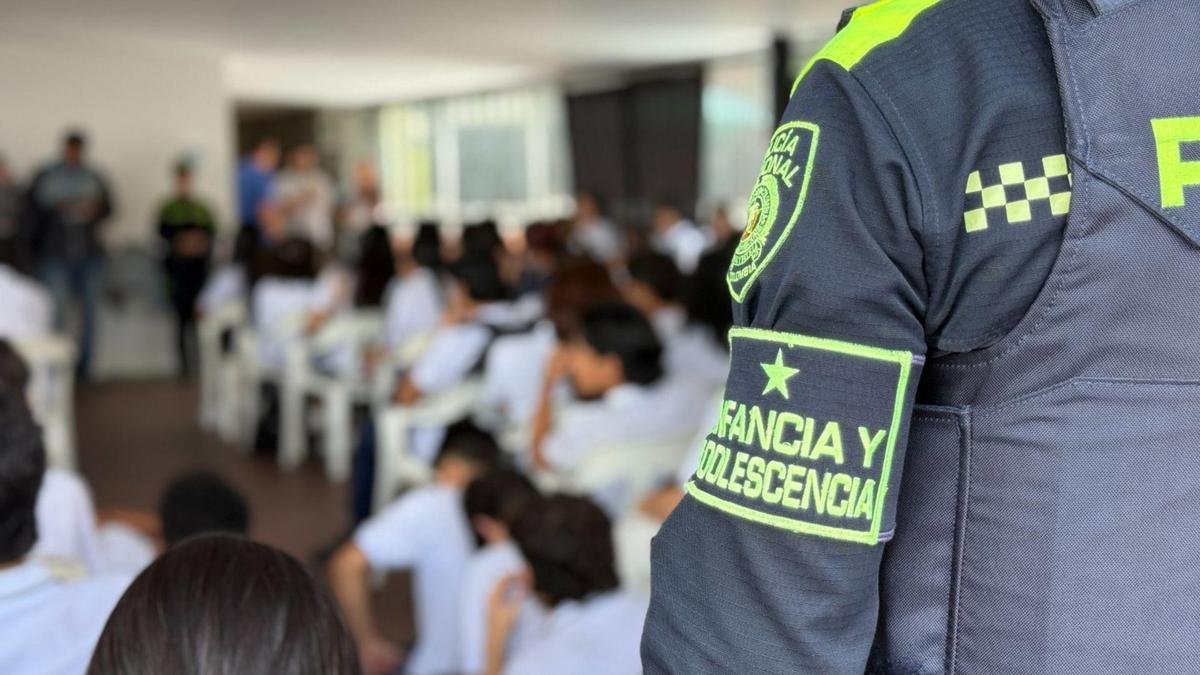 Medellín refuerza la protección de niños y adolescentes frente a los peligros de internet