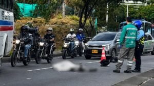 Motociclista perdió la vida en grave accidente a la altura de la Feria de Ganado de Medellín