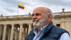 Esta es la millonaria donación de Armitage
