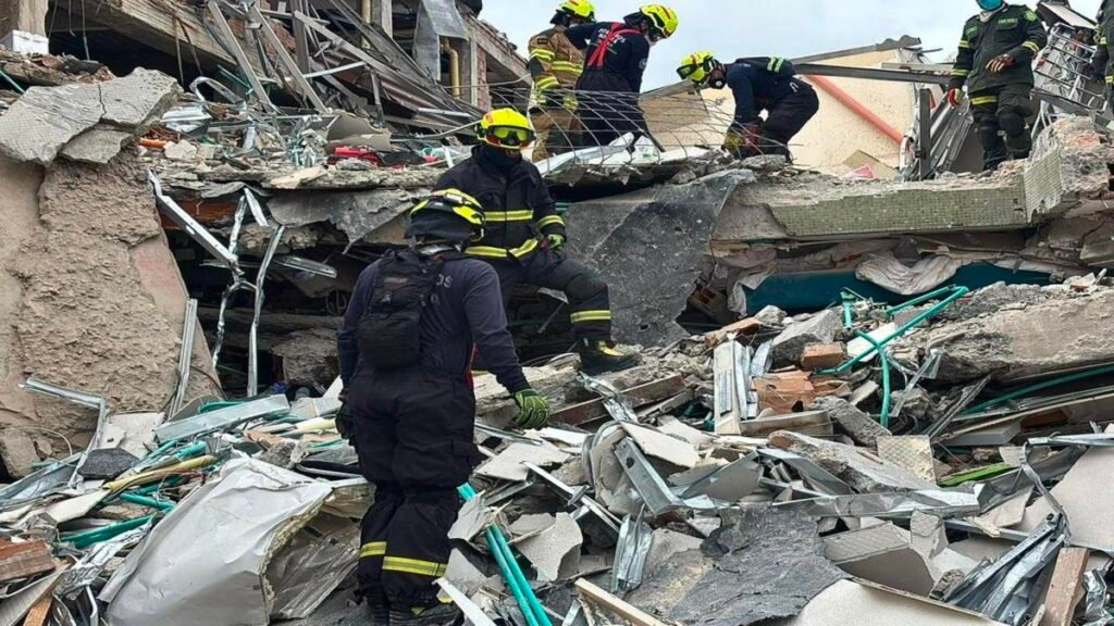Actualización del terremoto: sube a 319 la cifra de fallecidos