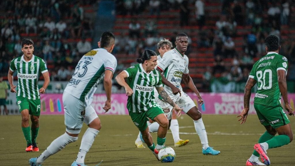 Ganó la solidaridad en el Atanasio: Nacional y Once Caldas empataron 2-2 en un partido por los damnificados del terremoto
