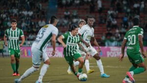 Ganó la solidaridad en el Atanasio: Nacional y Once Caldas empataron 2-2 en un partido por los damnificados del terremoto