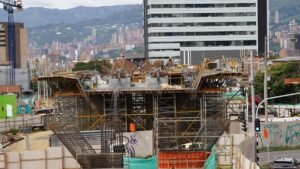 Así avanza el puente que conectará a Envigado y Sabaneta