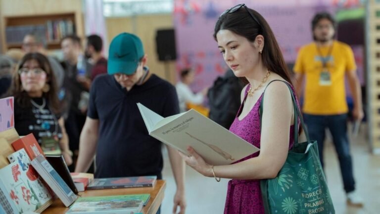 Medellín celebra 20 años de la Fiesta del Libro con 3.600 actividades