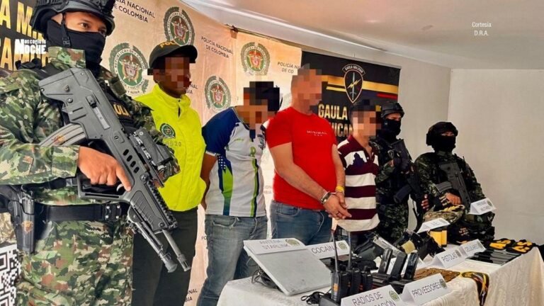 Capturan a alias ‘Moisés’, presunto cabecilla de finanzas de las Autodefensas Conquistadoras junto a otras 3 personas