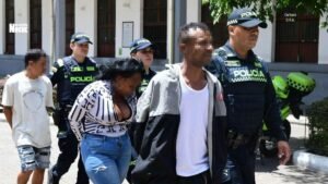 En Medellín las cámaras no dejan escapar a los criminales: tres personas implicadas en un homicidio fueron capturadas en flagrancia
