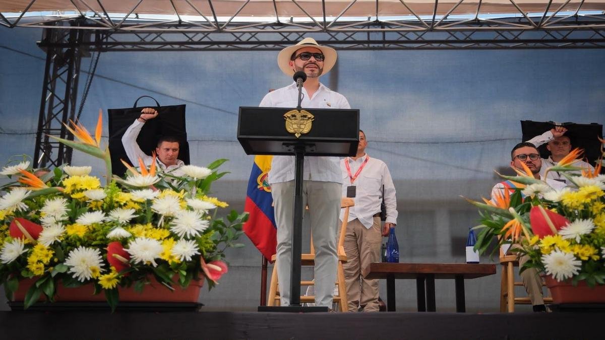 De La Espriella pide grupo élite para investigar recursos del Gobierno Petro
