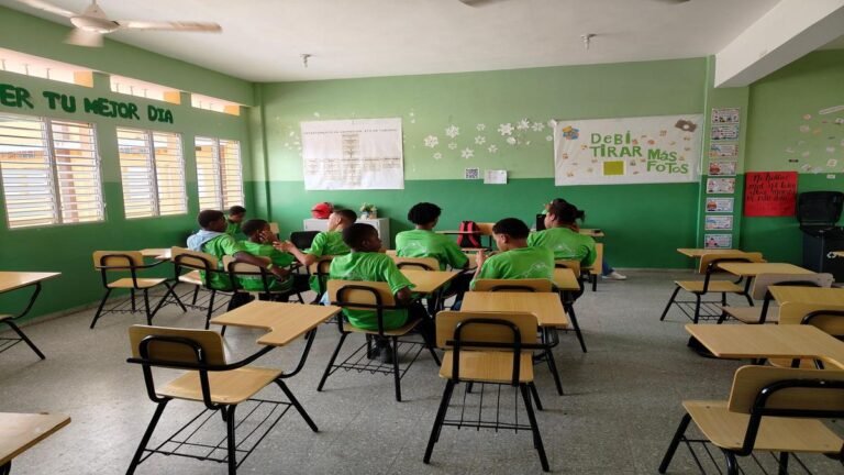 Administración de colegios públicos. La nueva polémica por propuesta del ministerio de Educación