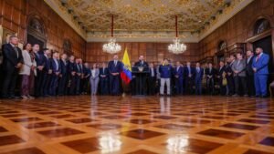 ¿Se viene una tributaria? Gobierno busca cómo llenar vacío fiscal