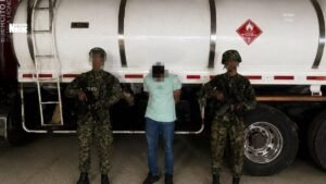 Combate en El Paso termina con un capturado y el hallazgo de 5.000 galones de combustible presuntamente hurtado