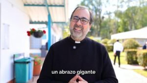 Presidencia niega parentesco entre De la Espriella y el padre Rodolfo Londoño