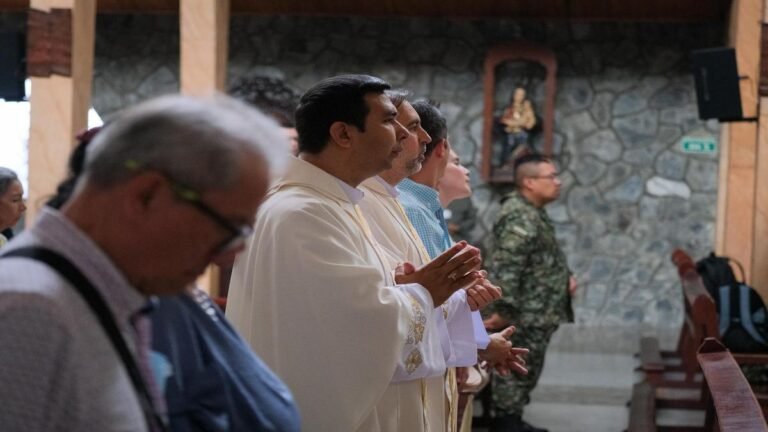 ¡Fuerza Colombia! Jornada de oración y donación