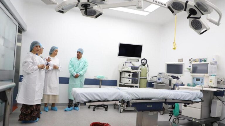 Hospital La María estrena cuatro quirófanos tras inversión de $377 millones