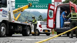 Sin ambulancias ni grúas de la concesión: Guarne activa plan de emergencia para proteger a los usuarios de la Autopista Medellín-Bogotá