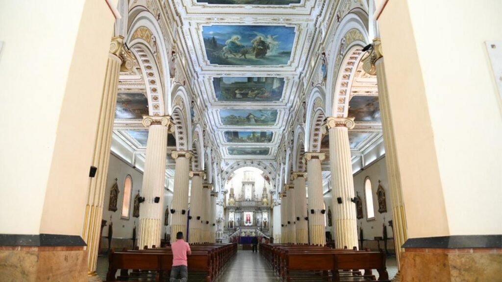 Antioquia fortalece su turismo de fe: 13 municipios ingresan a la Red Mundial de Destinos Religiosos