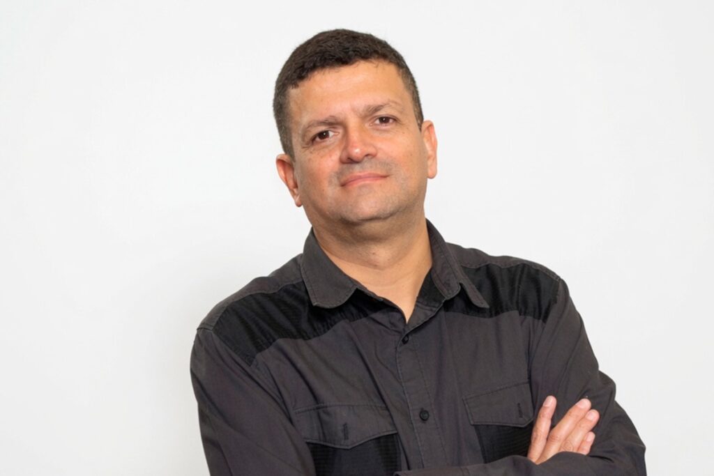 José Gil