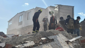 Aumenta la cifra víctimas mortales por el terremoto de magnitud 7.4 en Colombia