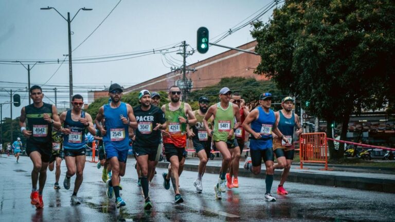 Más de 30.000 atletas correrán este domingo por las calles de Medellín