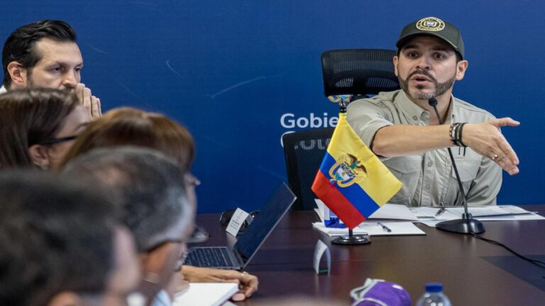 Petro cerró la puerta; Abelardo la vuelve a abrir. Colombia en el FMI