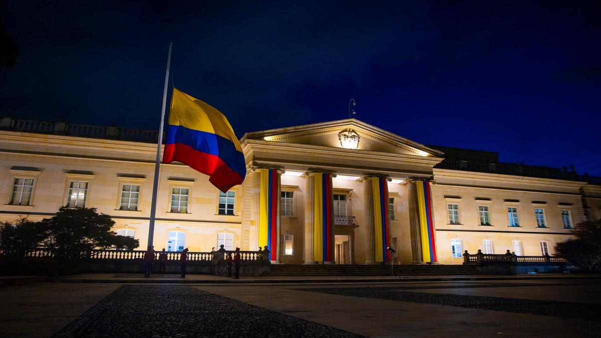 Auditor de Abelardo aterriza en Palacio. De contar plata en campaña a manejar la de Palacio