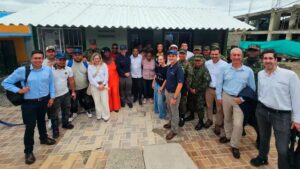 Nicky Jam y Grupo Argos entregan la primera vivienda en Chocó de los 1.000 hogares